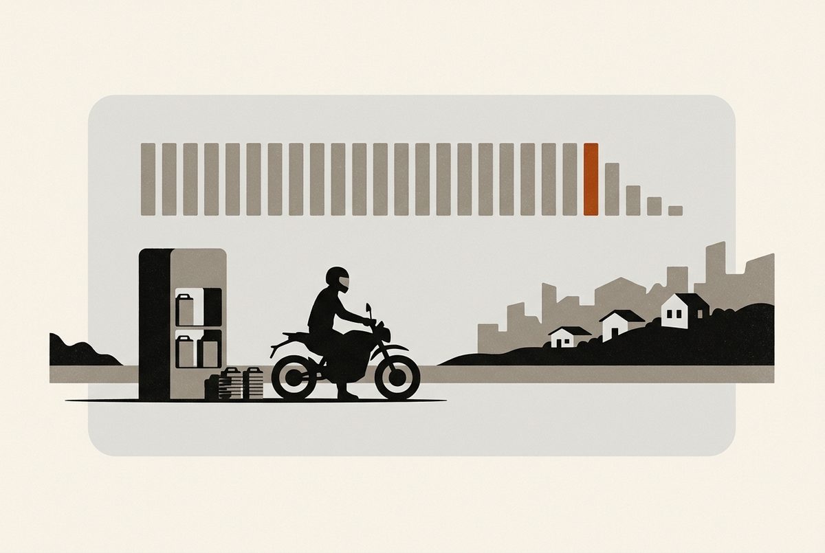 Illustration: an electric motorbike rider at a battery swap cabinet, under a strip of daily bars whose last ones get shorter